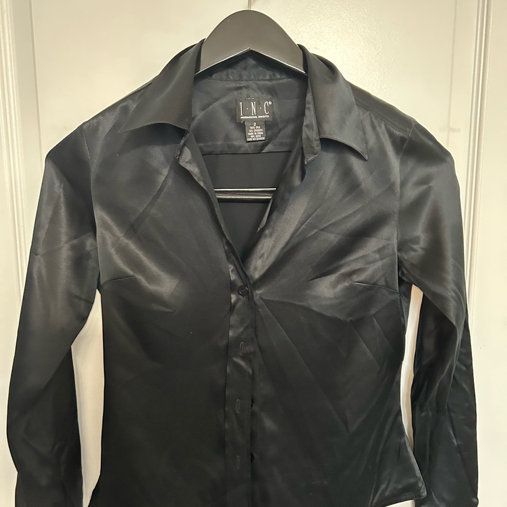 Beautiful silk INC black top